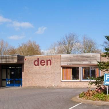 Den 6 in Nieuwveen