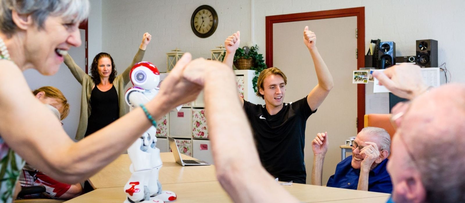 Bewegen met robot Zora
