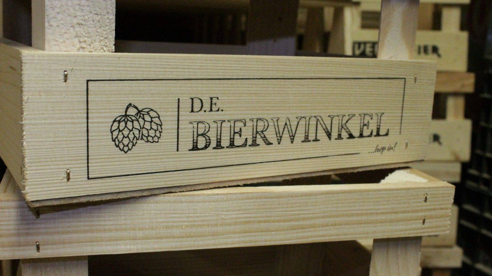 Gemaakt bierkratje door Het Palet