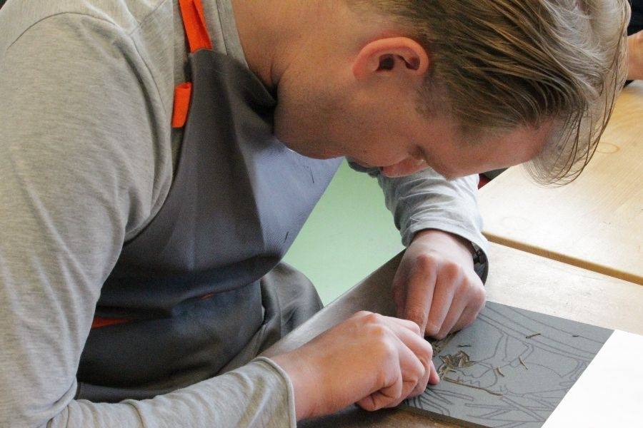 Uitsnijwerk bij Werk en dagbesteding Het Palet