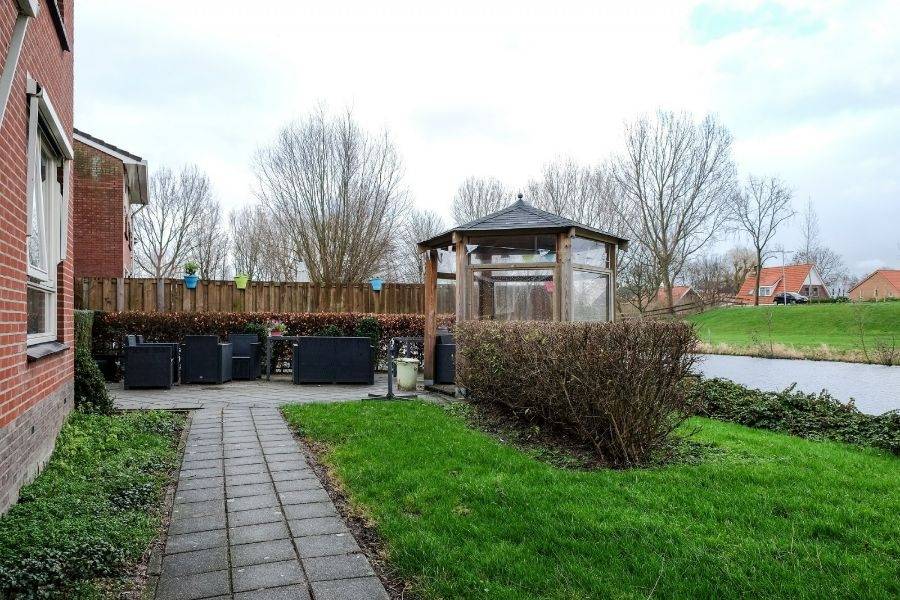 Tuin woonlocatie Voorstraat 11 in Nootdorp