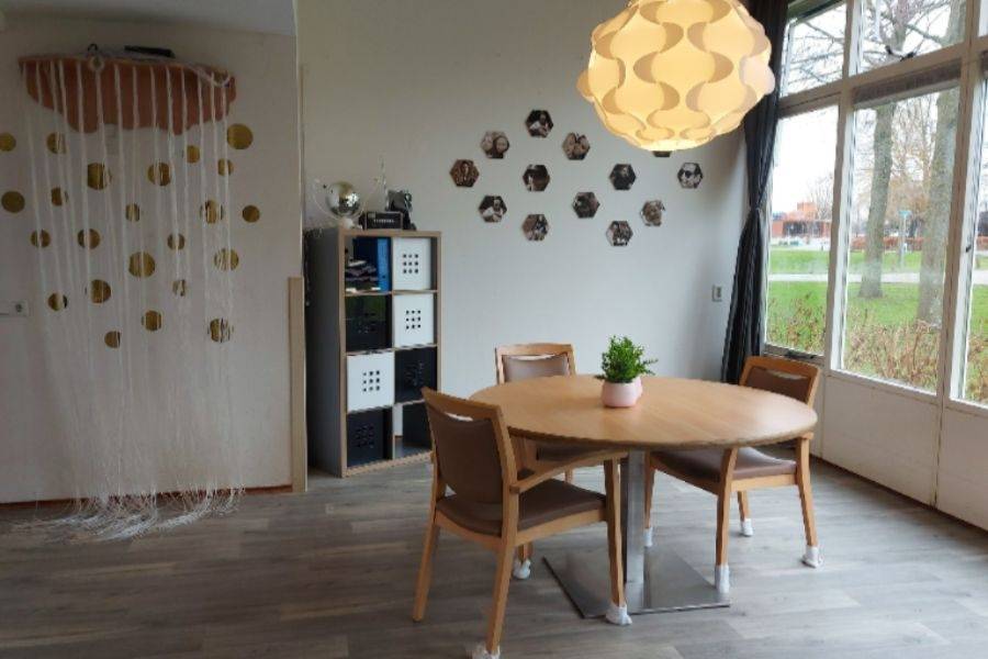 Eettafel woonlocatie Voorstraat 2-4 in Nootdorp