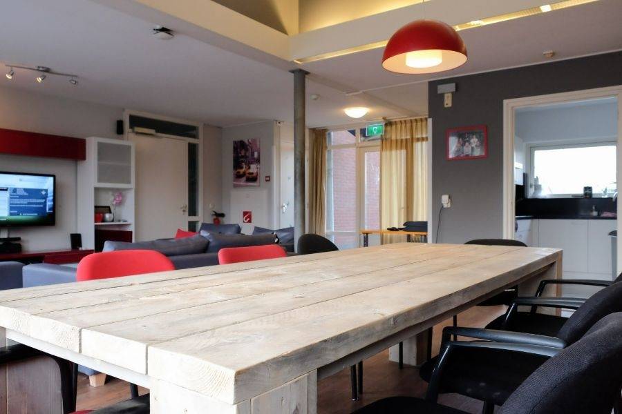 Eettafel woonlocatie Voorstraat 9 in Nootdorp