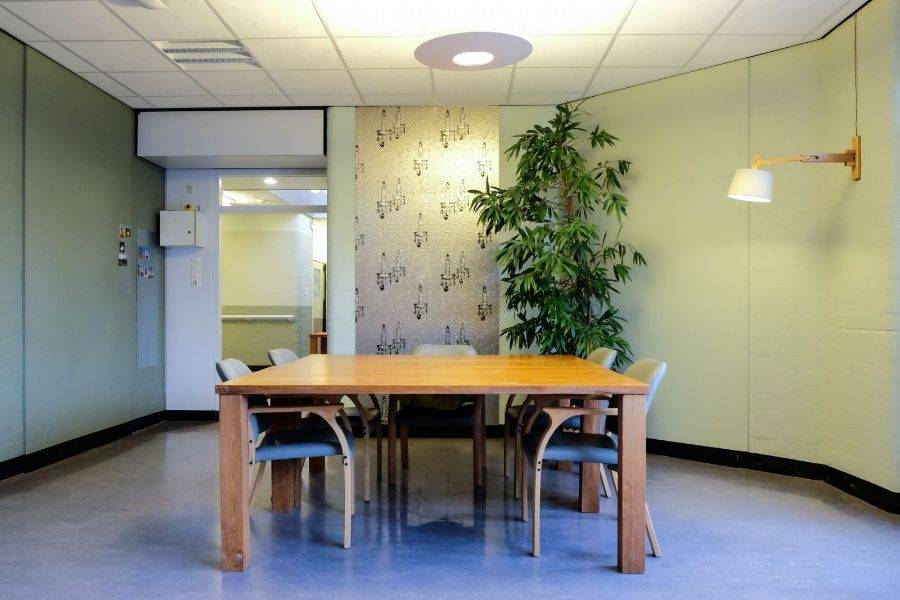 Eettafel van woonlocatie Zuideinde 421