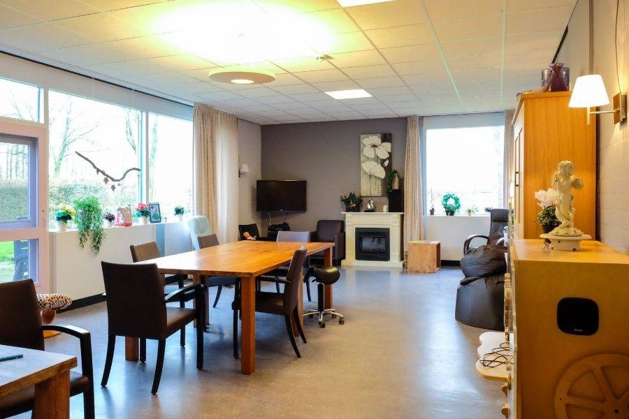 Eetruimte van woonlocatie Zuideinde 422