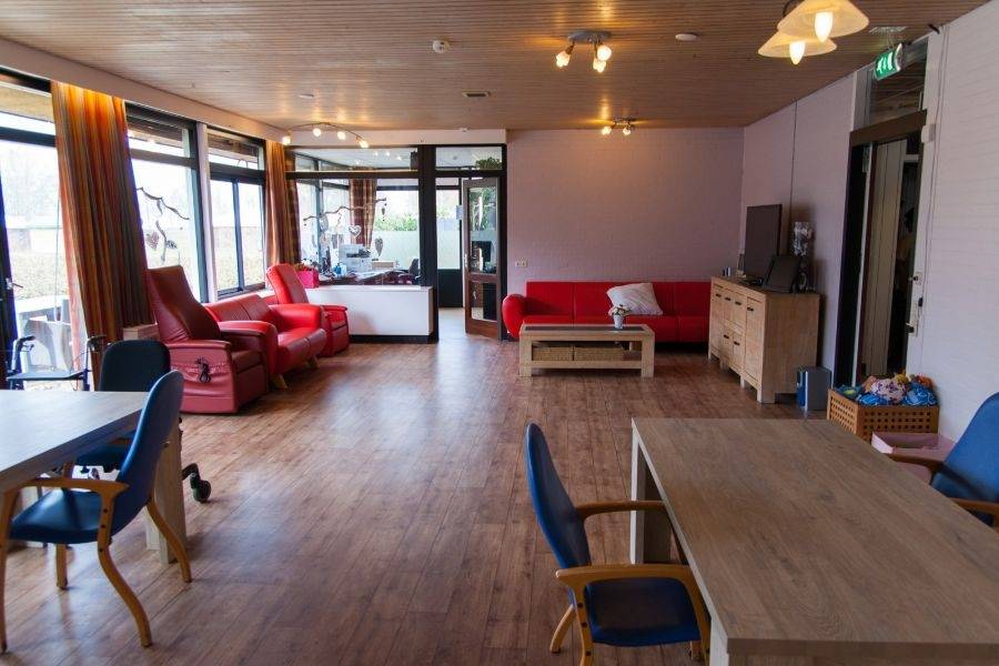 Woonkamer woonlocatie Berk 2 in Nieuwveen