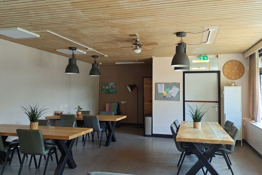 Woonkamer 2 woonlocatie Ceder 2 in Nieuwveen