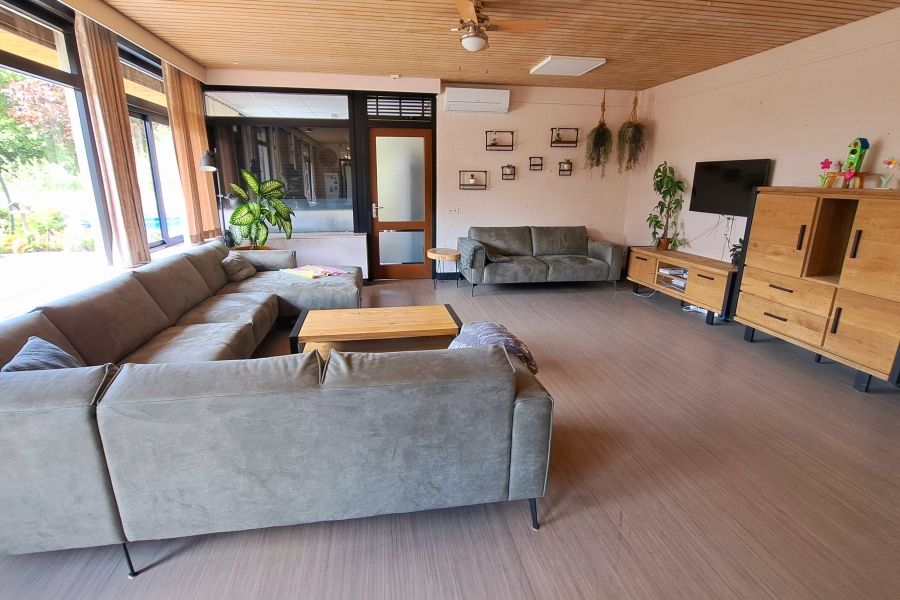 Woonkamer woonlocatie Ceder 2 in Nieuwveen