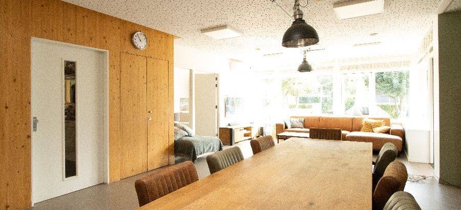 Woonkamer 2 van woonlocatie Ceder 5 in Nieuwveen