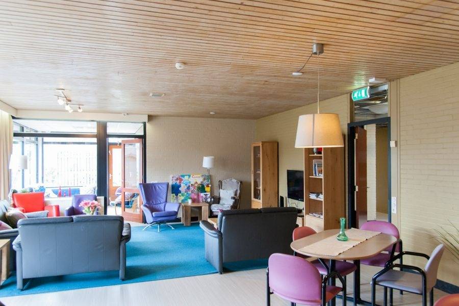 Woonkamer 2  woonlocatie Ceder 6 in Nieuwveen